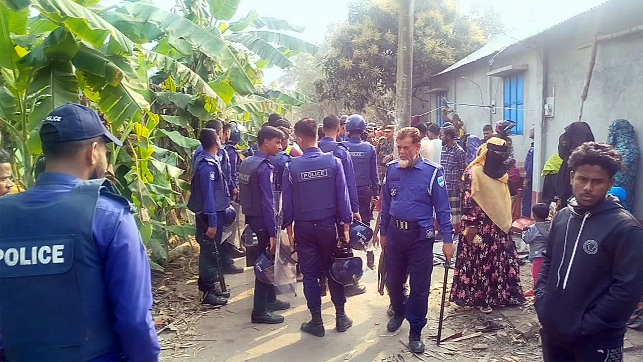 নড়াইলে বাবা-ছেলেসহ ৪ হত্যাকাণ্ডের ঘটনায় ৬৯ জনের নামে মামলা