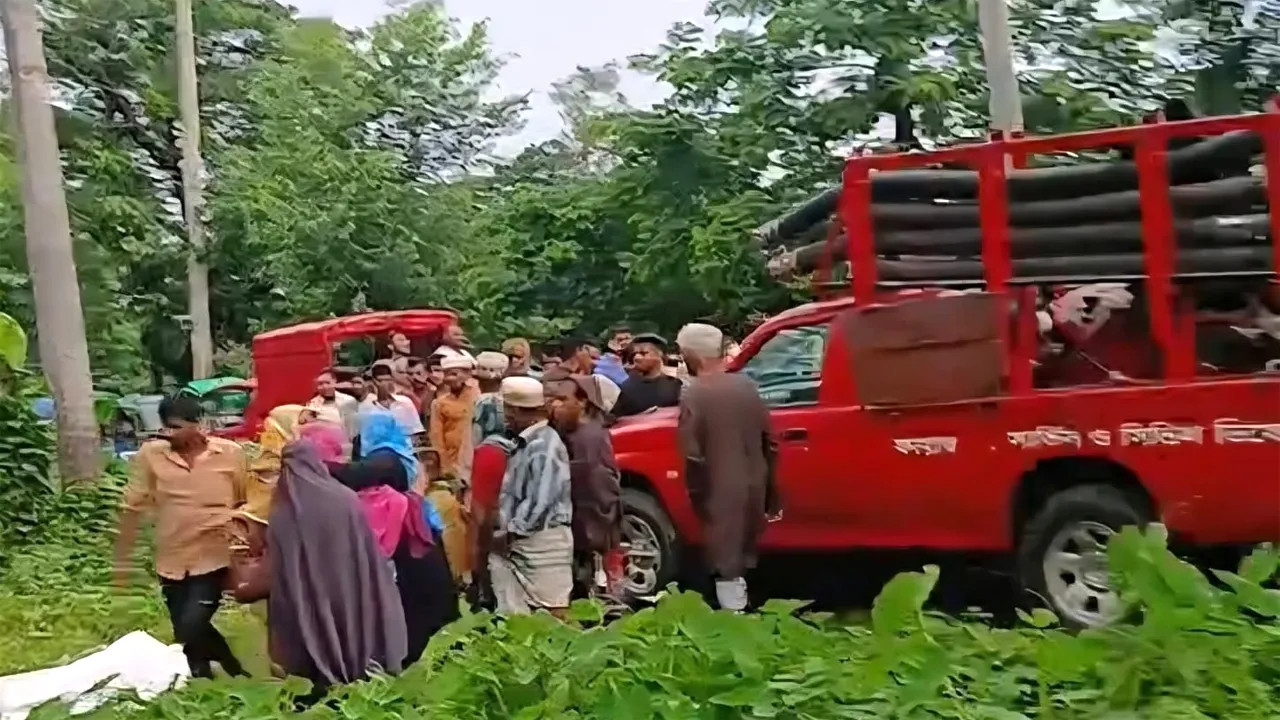নোয়াখালীতে সড়ক দুর্ঘটনায় একই পরিবারের ৭ জন নিহত