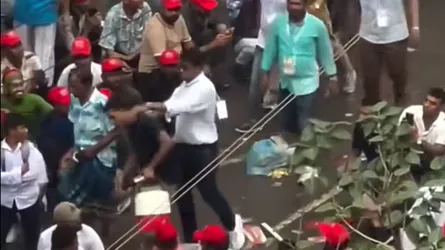 হকারকে মেরে ফের সমালোচনার মুখে নয়ন