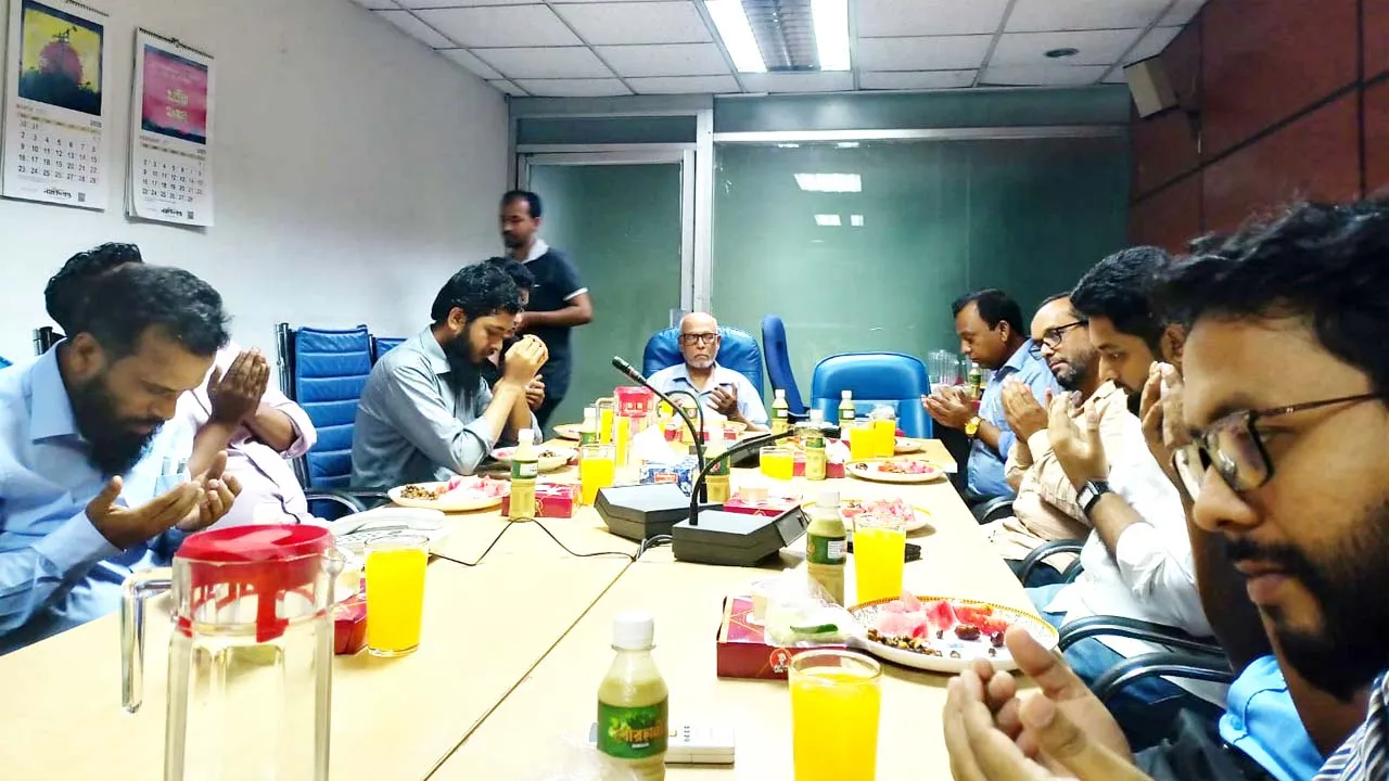 নয়া দিগন্ত অনলাইন বিভাগের ইফতার মাহফিল অনুষ্ঠিত