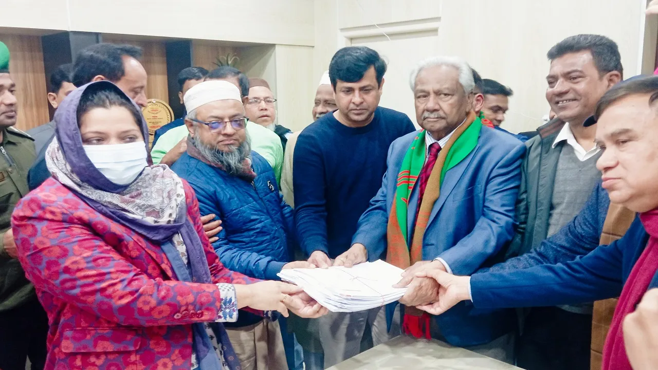 সবাই মিলে ঐক্যবদ্ধভাবে কাজ করতে চাই