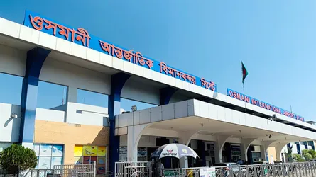 শাহজালাল বিমানবন্দরে আগুন : ঢাকার ৪ ফ্লাইট নামলো সিলেটে