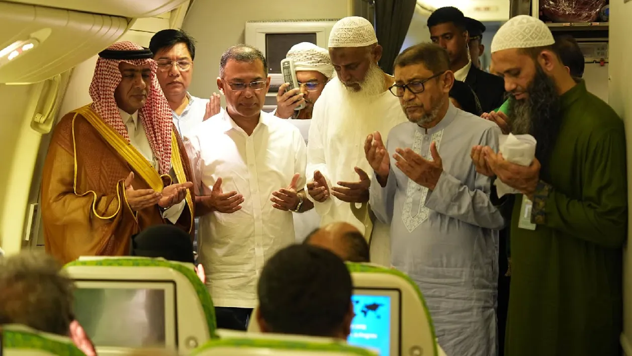 হজ ফ্লাইট উদ্বোধন করলেন প্রধানমন্ত্রী