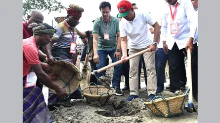 বাবার খনন করা খালের পুনঃখনন উদ্বোধন প্রধানমন্ত্রী তারেক রহমানের