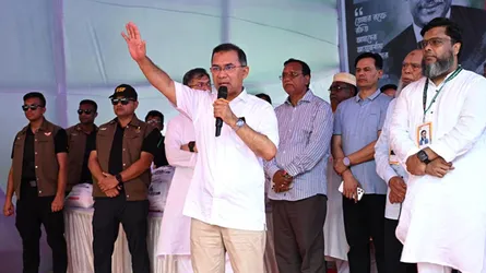 ময়লা-আবর্জনা অপসারণে নগরবাসীকে সচেতন হওয়ার আহ্বান প্রধানমন্ত্রীর