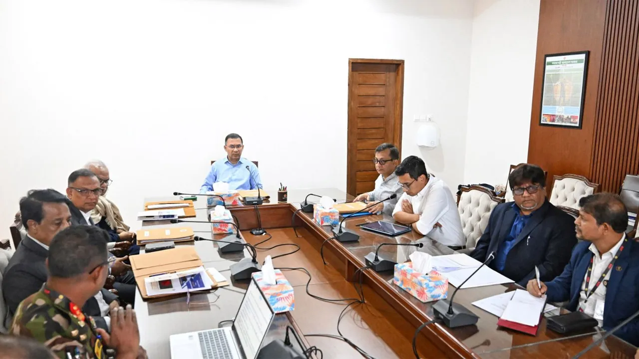 বিনিয়োগ বাড়াতে প্রকল্প অনুমোদন প্রক্রিয়া সহজ করার নির্দেশ প্রধানমন্ত্রীর
