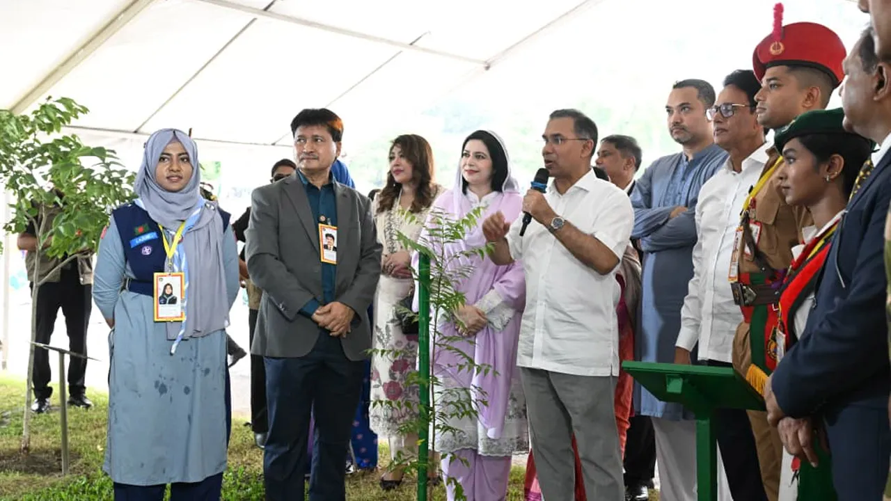 বছরে অন্তত একটি করে গাছ লাগানোর অভ্যাস গড়তে হবে : প্রধানমন্ত্রী