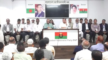 দুই জেলার নেতাদের সাথে প্রধানমন্ত্রীর বৈঠক