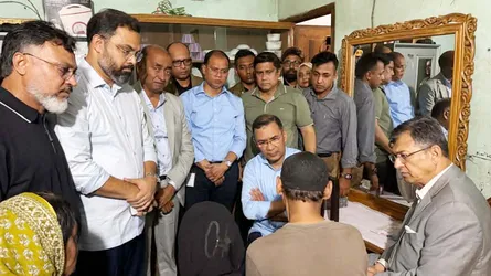 শিশু রামিসার বাসায় প্রধানমন্ত্রী তারেক রহমান