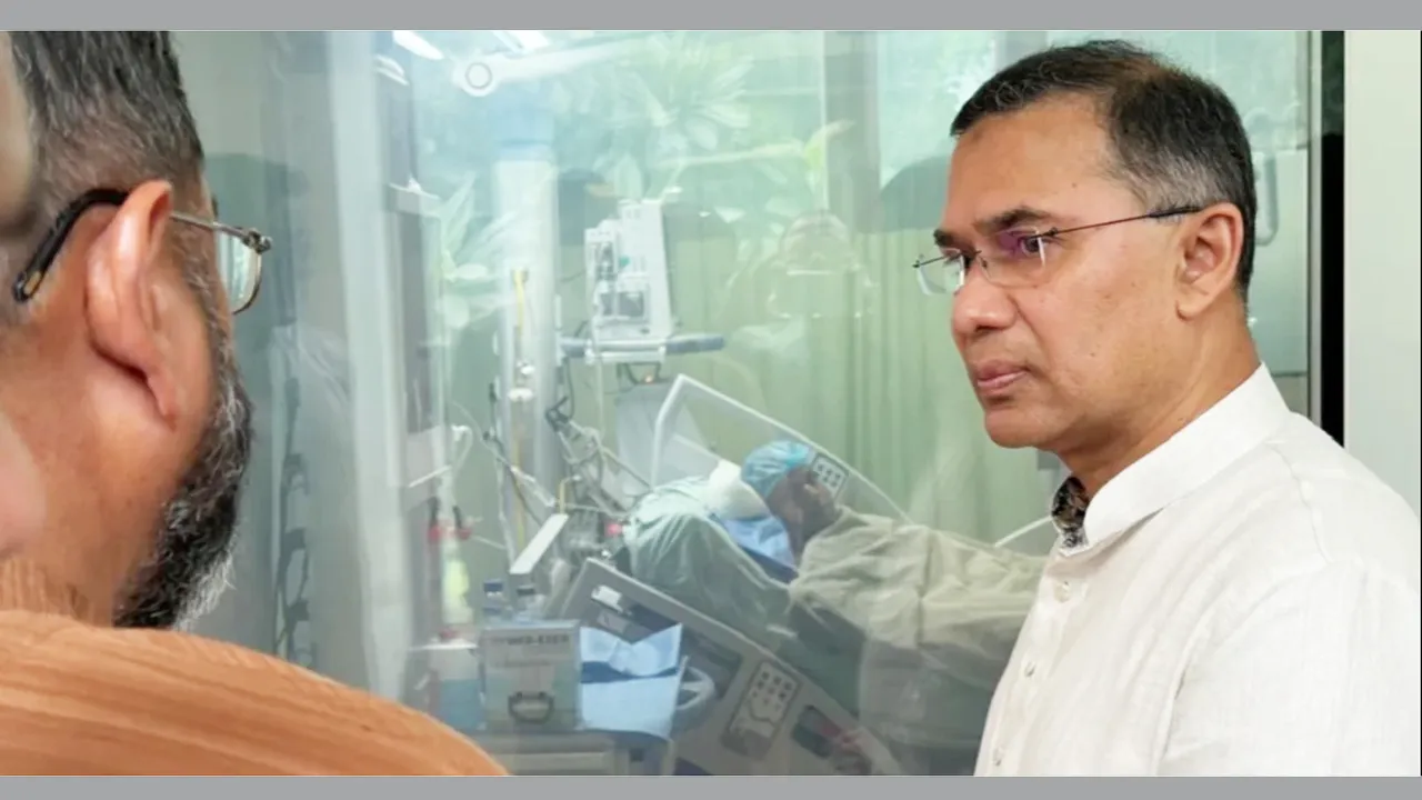 ফিল্ড ফায়ারিংয়ে আহত সেনা কর্মকর্তাকে দেখতে সিএমএইচে প্রধানমন্ত্রী