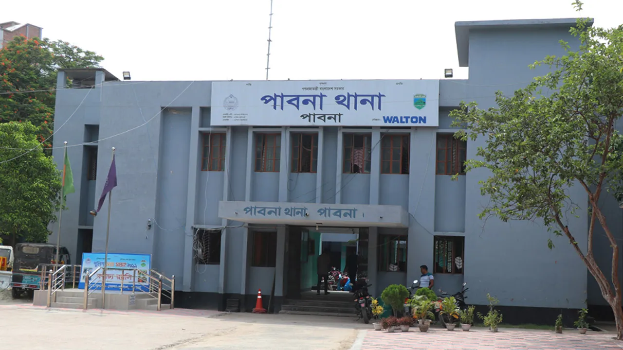 পাবনায় তুচ্ছ ঘটনায় ছুরিকাঘাতে যুবক নিহত