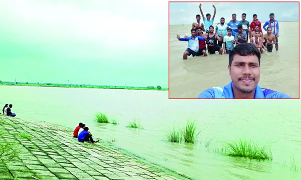 পদ্মার মোহনায় একদিন