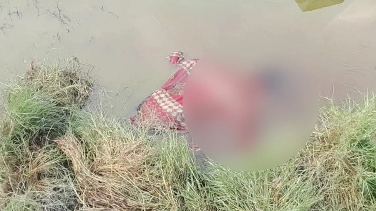 পাইকগাছায় পুলিশ কর্মকর্তার মাকে হত্যা করে ডাকাতি, পুকুর থেকে লাশ উদ্ধার