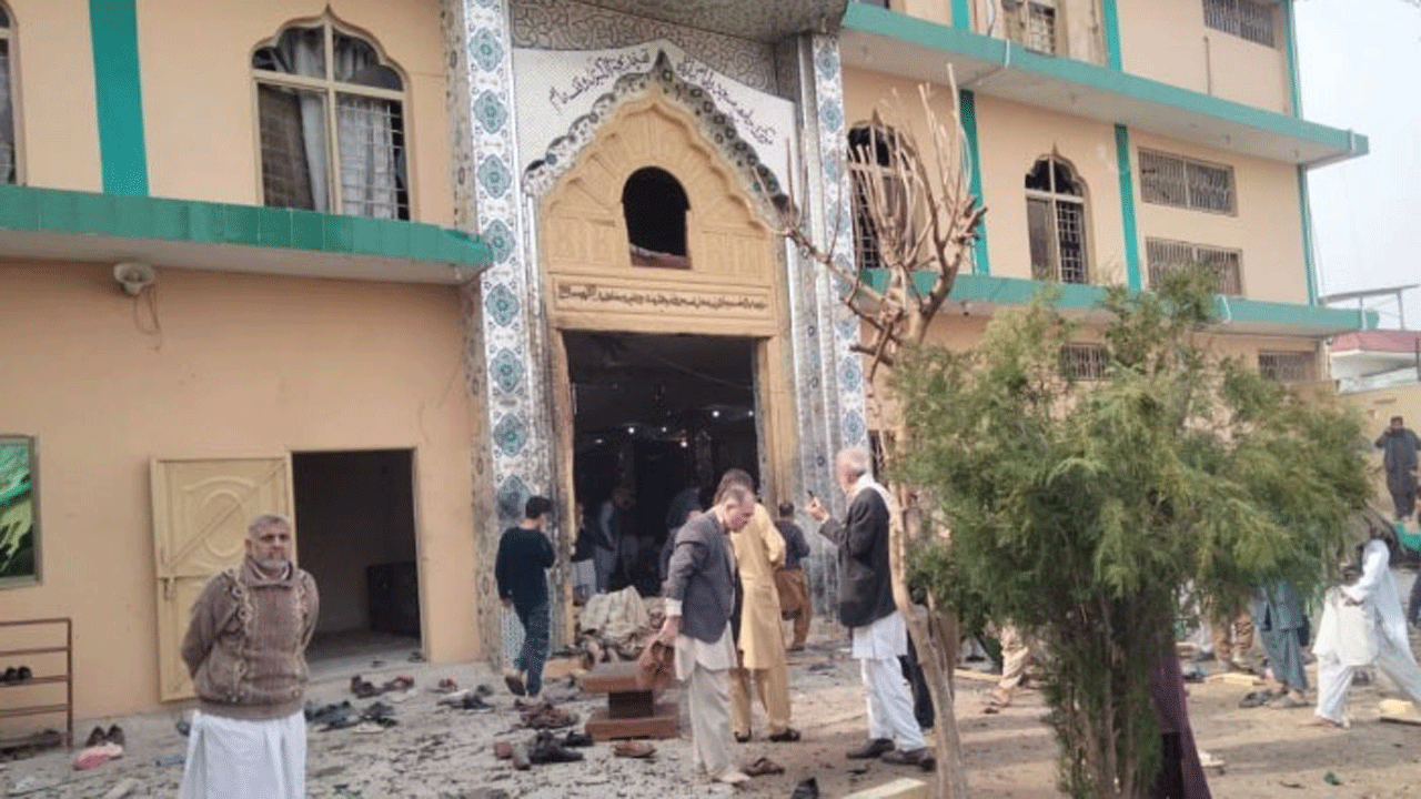 Pakistan-Bomb-Brust