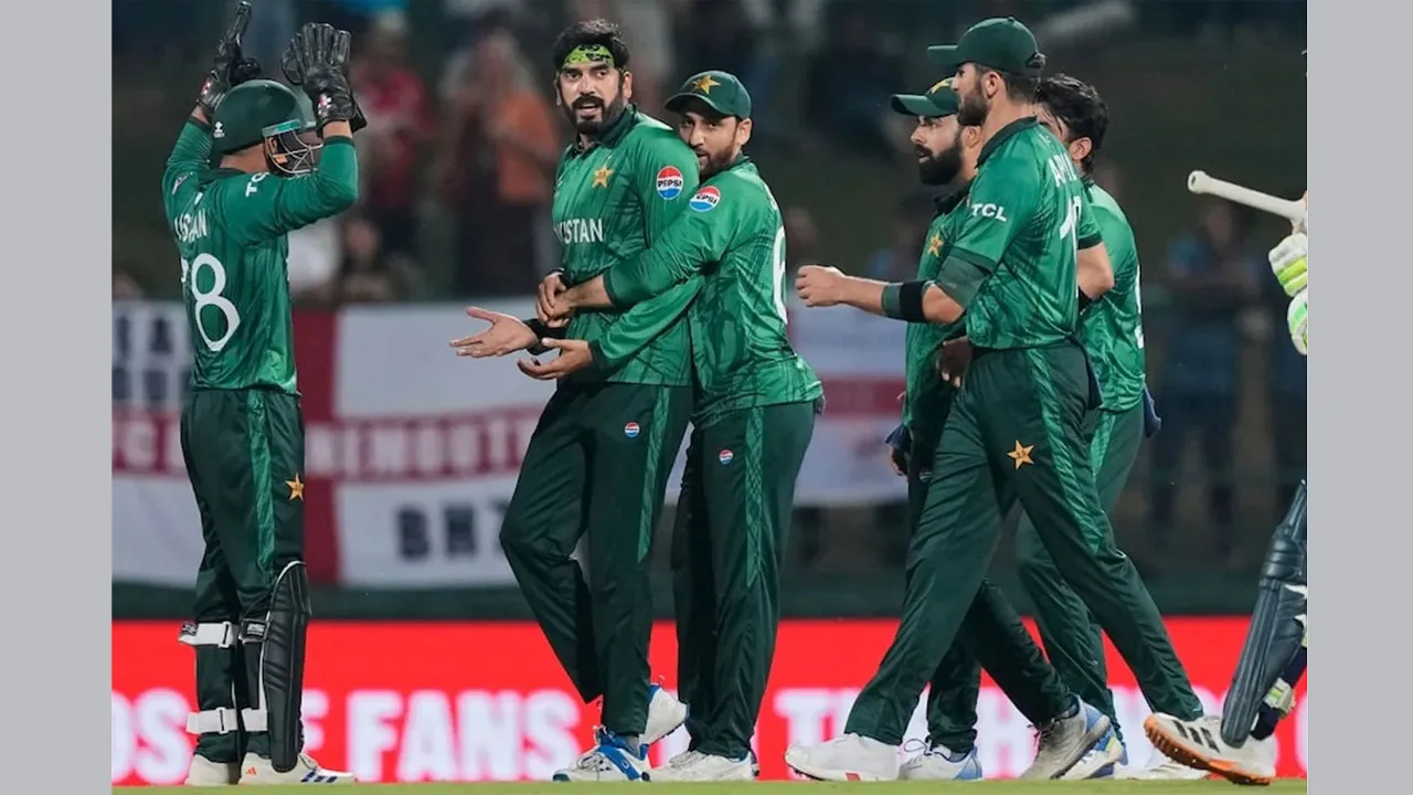 আজই নির্ধারণ হবে পাকিস্তানের সেমিফাইনাল সম্ভাবনা