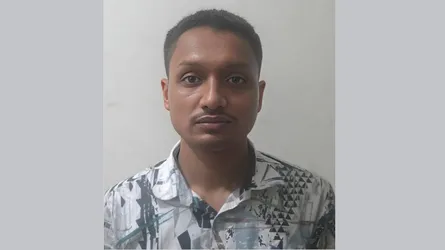 পাকুন্দিয়া ধর্ষণ মামলার আসামি বিমানবন্দর থেকে গ্রেফতার