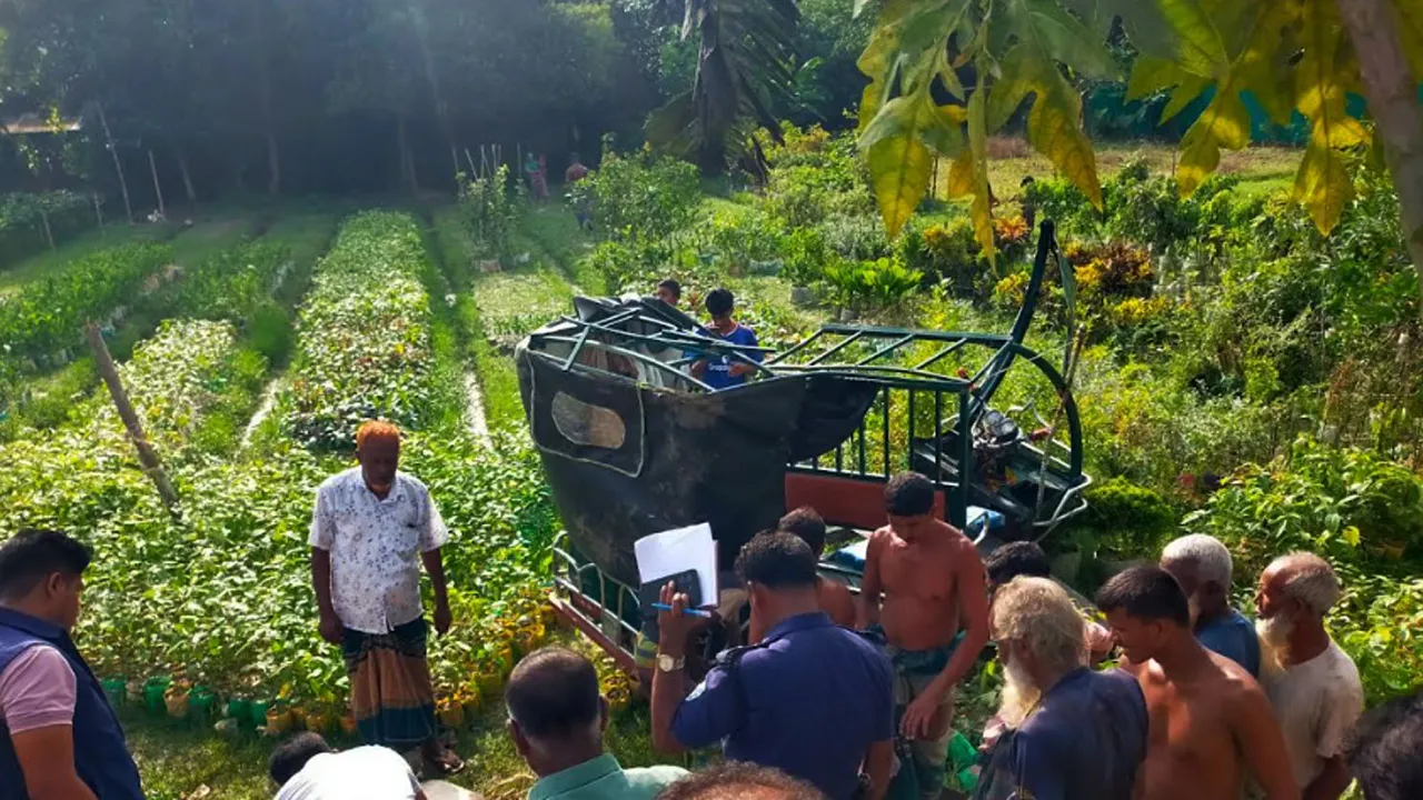 পাকুন্দিয়ায় ট্রাক-অটোরিকশার সংঘর্ষে নিহত ২, আহত ৩