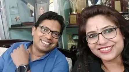 পলকের স্ত্রীর আয়কর নথি জব্দ