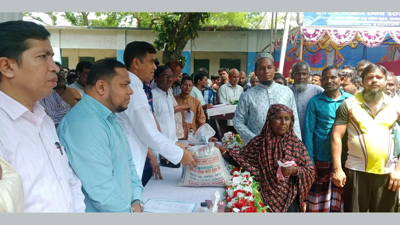 বোদায় বিজ্ঞান মেলার উদ্বোধন করলেন পানিসম্পদ প্রতিমন্ত্রী