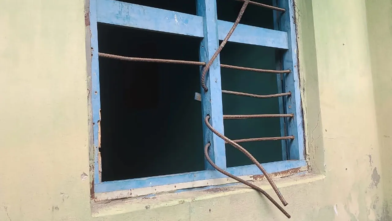 পাঁচবিবিতে এবার এক রাতে ৪ বাড়িতে চুরি