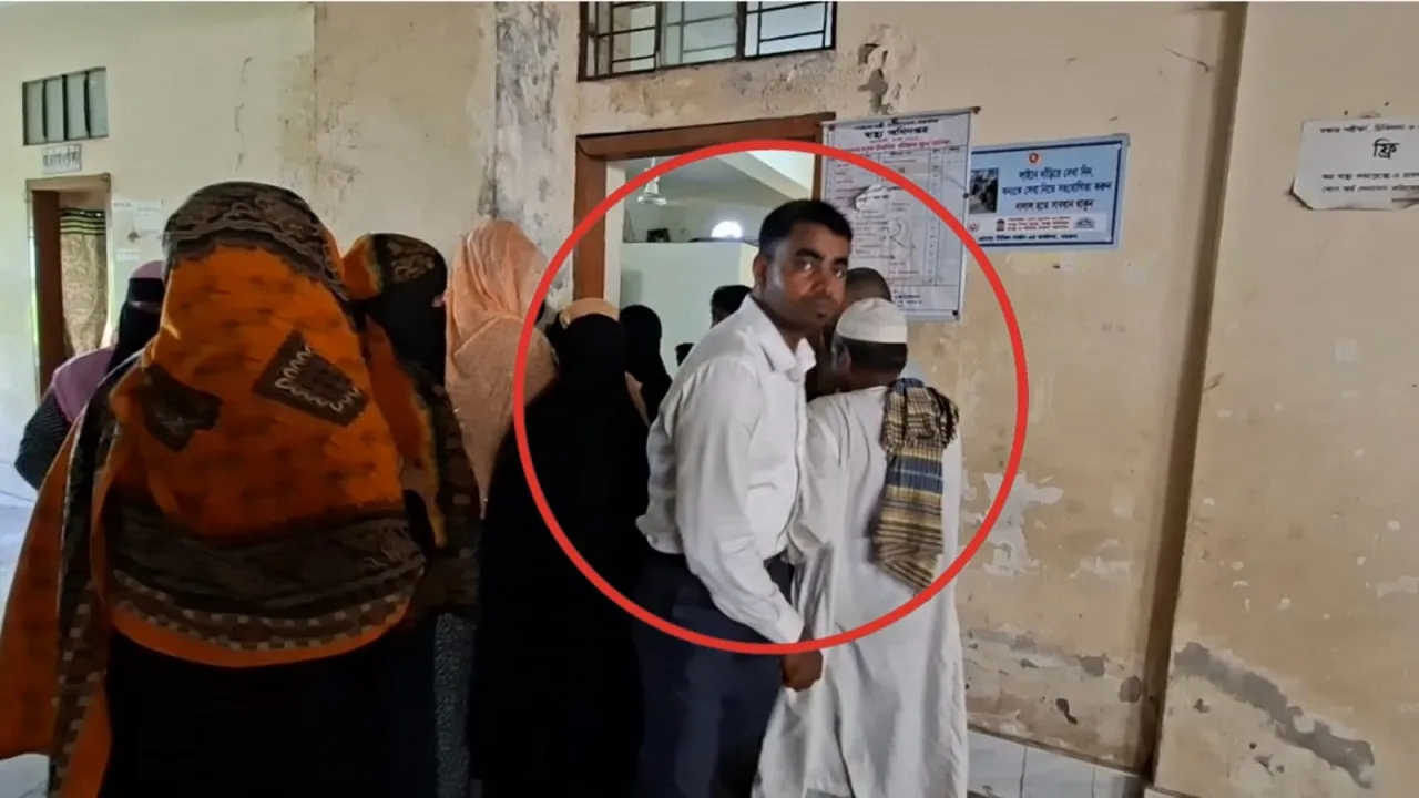 পাথরঘাটায় সরকারি হাসপাতালে রিপ্রেজেন্টেটিভদের দৌরাত্ম্য, ভোগান্তিতে রোগীরা