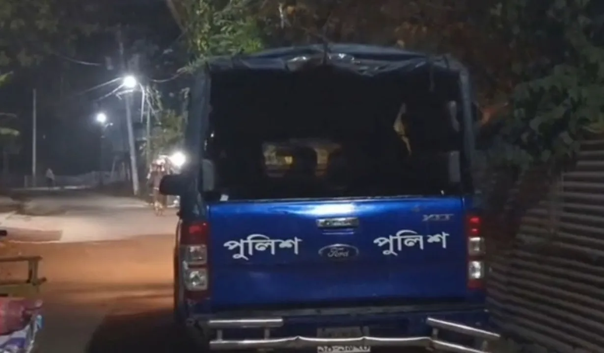 কুয়াকাটায় গৃহবধূর গলা কাটা লাশ উদ্ধার, স্বামী পুলিশ হেফাজতে