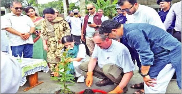অর্থনৈতিক অগ্রযাত্রায় যুক্তরাষ্ট্র আমাদের  গুরুত্বপূর্ণ মিত্র : তথ্যমন্ত্রী