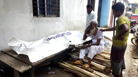 পিরোজপুরে সেফটিক ট্যাংকে নেমে শ্বাসরুদ্ধ হয়ে রাজমিস্ত্রির মৃত্যু