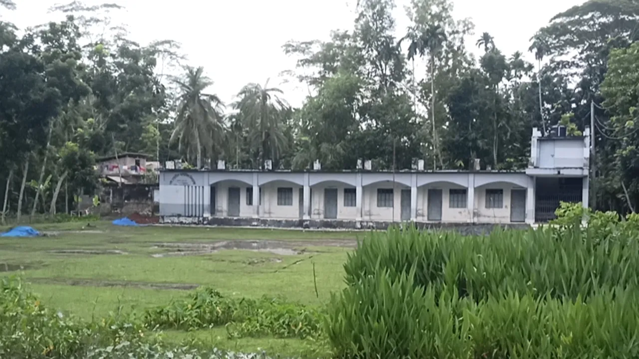 দুই বিদ্যালয়ে ফেল করলো ‎বিবাহিত শিক্ষার্থীরা