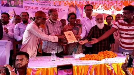 পিরোজপুরে সংরক্ষিত নারী সংসদ সদস্যকে সংবর্ধনা