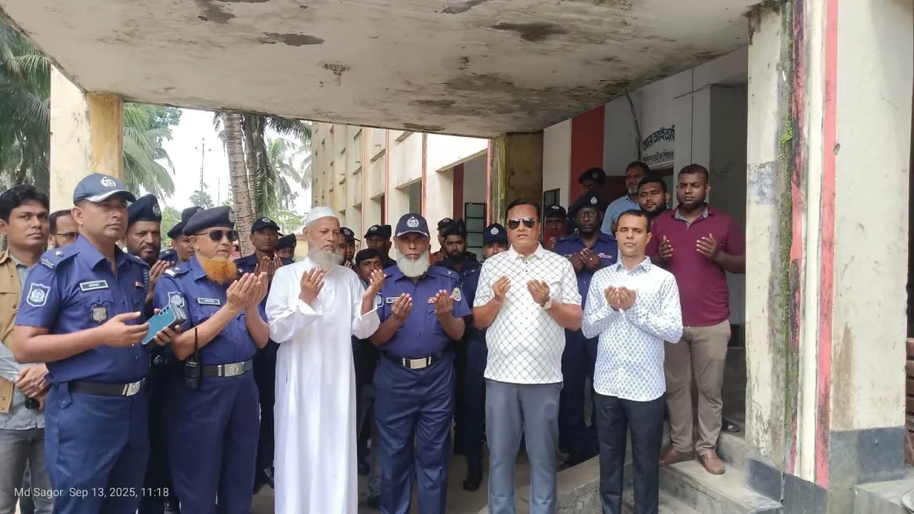 পিরোজপুর পুলিশ লাইন্স ফোর্স ব্যারাক ভবনের সংস্কার কাজের উদ্বোধন