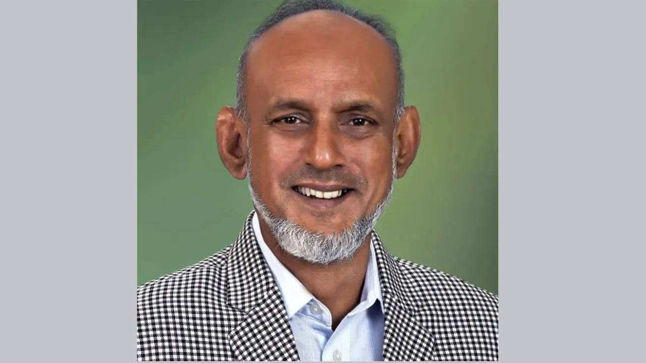 পিরোজপুর জেলা পরিষদের নতুন প্রশাসক অধ্যক্ষ আলমগীর হোসেন