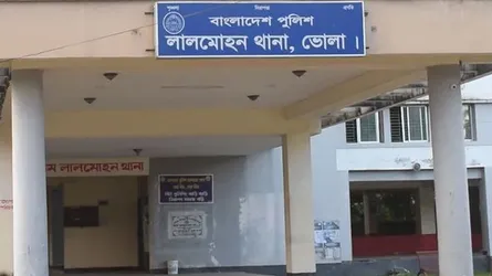 লালমোহনে গাঁজাসহ মাদককারবারি আটক