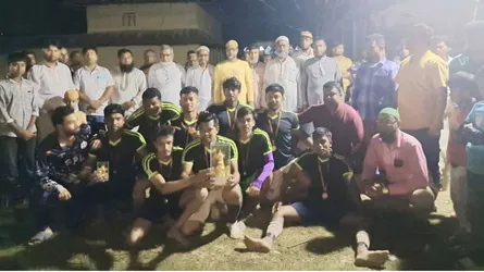 পোরশায় নাইট ফুটবল টুর্নামেন্টের ফাইনাল খেলা