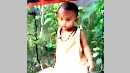 আইফোন কিনতে নিজের শিশুসন্তানকে লাখ টাকায় বিক্রি!