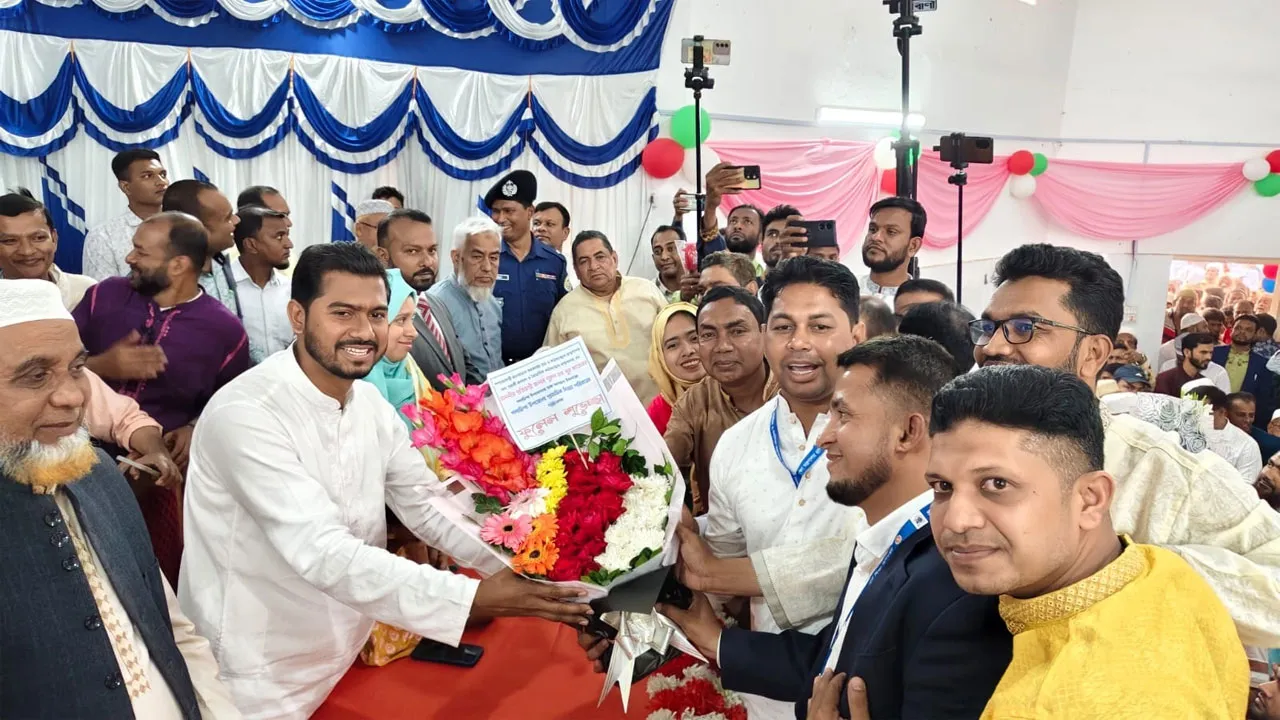 কোনো ধরনের চাঁদাবাজি গলাচিপা-দশমিনায় হবে না : নুরুল হক নুর