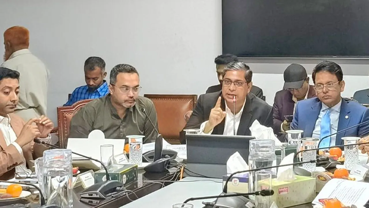 জুলাই থেকে প্রাথমিক বিদ্যালয়ের শিক্ষার্থীরা পাবে স্কুল ড্রেস ও ব্যাগ
