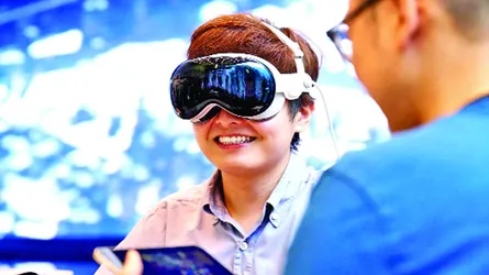 নতুন আইপ্যাড, ম্যাকবুক ও ভিশন প্রো আনছে অ্যাপল