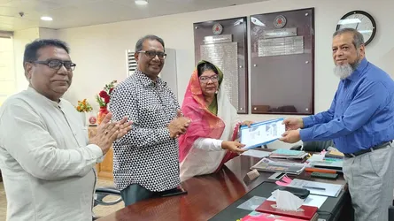 রাজধানীতে গণপরিবহন ও পণ্য পরিবহন নিরাপত্তা নিশ্চিতকরণে আলোচনা সভা