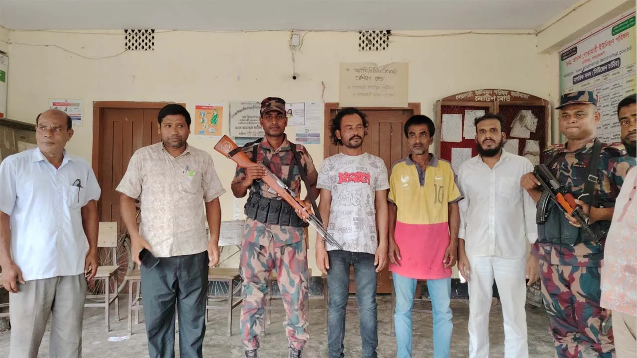 লালমনিরহাটের তিন সীমান্ত দিয়ে পুশইনের চেষ্টা, আটক ৩