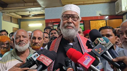 শেখ হাসিনার পতন আর বঙ্গবন্ধুর পতন এক কথা না : কাদের সিদ্দিকী