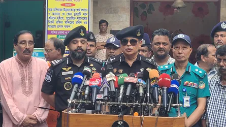 দুর্গাপূজা ঘিরে গুজব ছড়িয়ে দেশে বিশৃঙ্খলা সৃষ্টির পাঁয়তারা চলছে