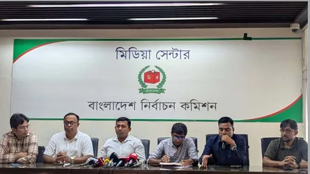 গণমাধ্যম নীতিমালা সংশোধন না করলে নির্বাচন কাভার করবে না সাংবাদিকরা
