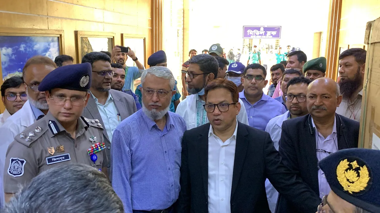 দেশে হামসহ ১০ ধরনের জীবনরক্ষাকারী টিকার তীব্র সঙ্কট