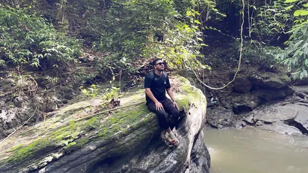 প্রকৃতির কোলে স্বর্গীয় অনুভব