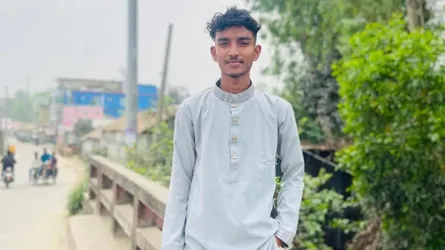 কালিহাতীতে মোটরসাইকেলের নিয়ন্ত্রণ হারিয়ে কিশোরের মৃত্যু