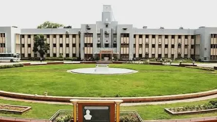 গৌরবের ৭৩ বছর পেরিয়ে নতুন স্বপ্নে রাজশাহী বিশ্ববিদ্যালয়