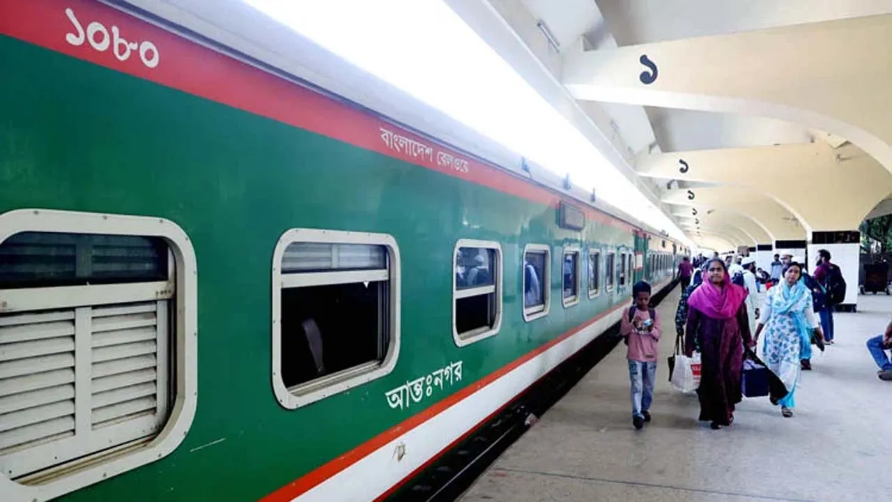 ঈদে স্বাচ্ছন্দ ও নিরাপদ রেলযাত্রা নিশ্চিতে সরকারের ব্যাপক প্রস্তুতি