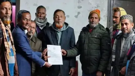 রাজবাড়ী-২ আসনে স্বতন্ত্র প্রার্থী হিসেবে সাবেক বিএনপি এমপির মনোনয়নপত্র সংগ্রহ