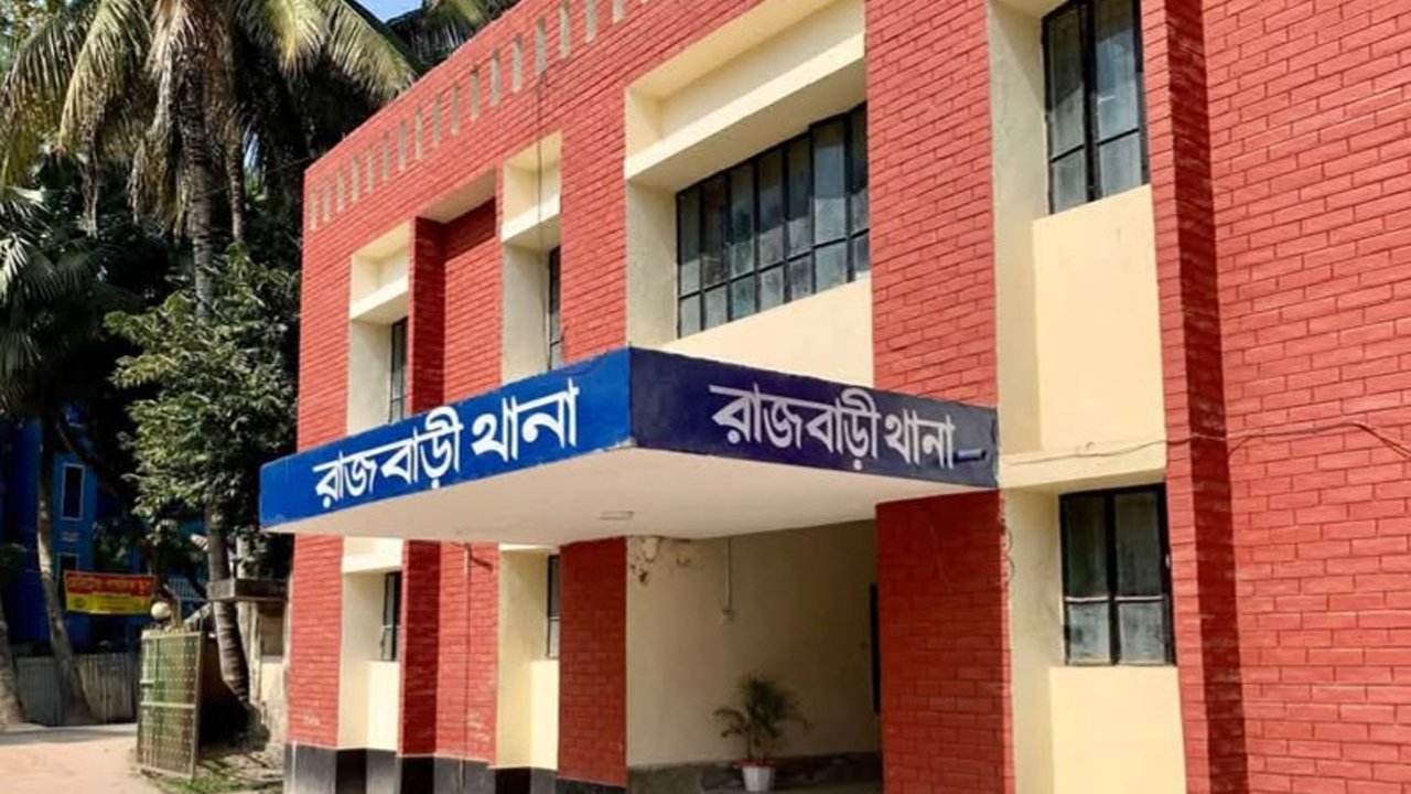 ভিডিও ধারণ করায় রাজবাড়ীতে যুবককে পিটিয়ে হত্যা